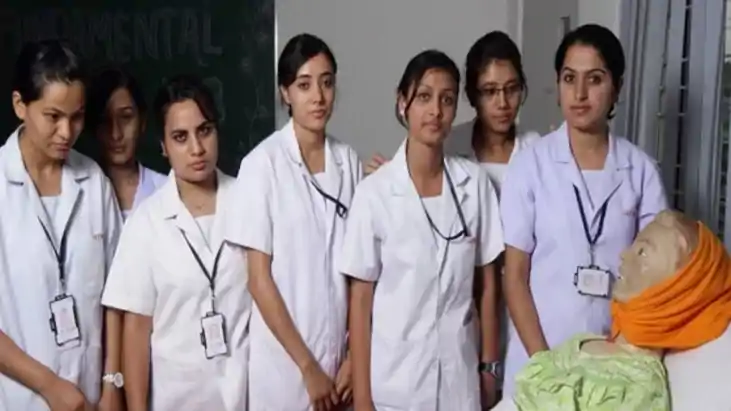 job regularation - हाईकोर्ट ने नर्सों के नियमतिकरण पर दिया ब job regularation - हाईकोर्ट ने नर्सों के नियमतिकरण पर दिया ब