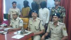 Bihar looted gang arrest - लूट की बाइक के साथ तीन सड़क लुटेरे गिरफ्तार, गिरोह के चार सदस्य पहले ही कर रहे जेल की सैर