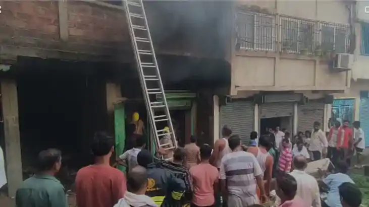 Fire breaks out in Nawada