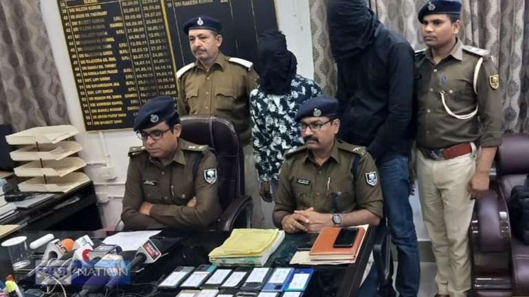 PATNA CRIME - चोरी की मोबाइल को फर्जी रसीद बनाकर ग्राहकों को बेचनेवाले दो दुकानदार गिरफ्तार, 13 मोबाइल भी जब्त