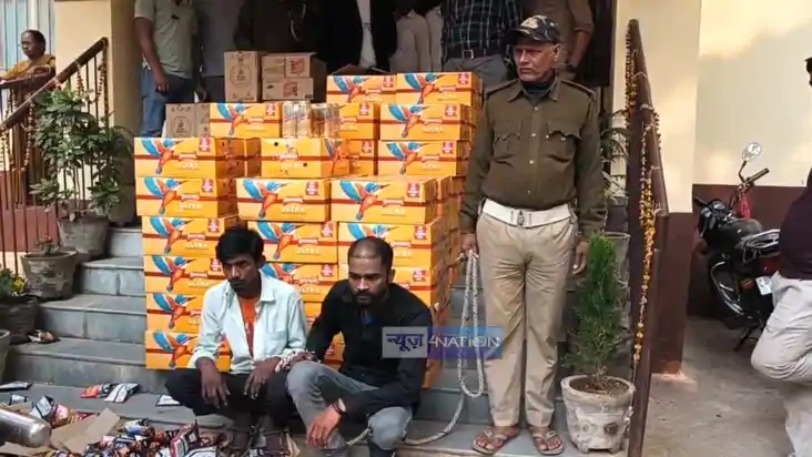 Bihar News : कुरकुरे की आड़ में शराब तस्करी का पुलिस ने किया 