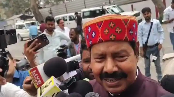 'सत्ता चलाने वाले लोग अब जिंदा चमड़े के सप्लायर हो गए हैं', 