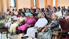 Patna News : पटना वीमेंस कॉलेज में पूर्ववर्ती छात्रा संघ की आम सभा का हुआ आयोजन, संघ के विजन और मिशन सहित कई मुद्दों पर हुई चर्चा 