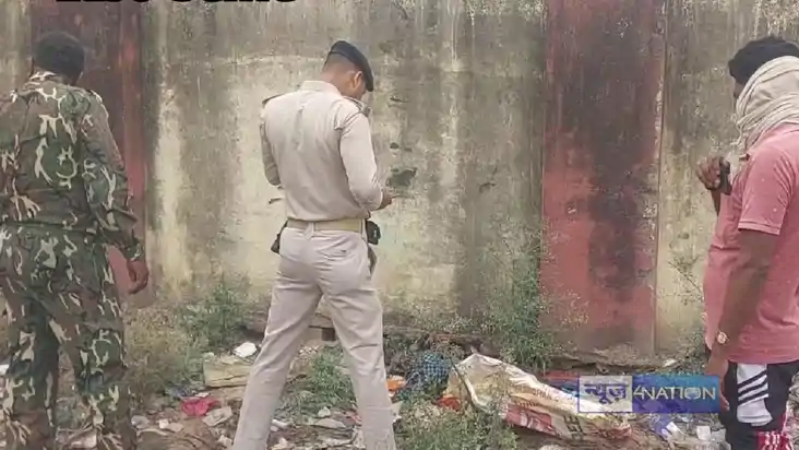 मानवता शर्मसार! बस स्टैंड के पास  बोरे में बंधा मिला नवजात क