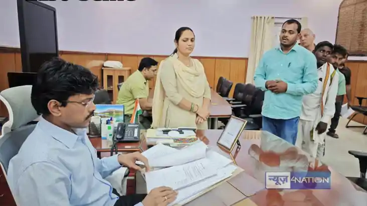 Dm janta darbar - जनता दरबार स्थगित होने के बाद भी शिकायतें 