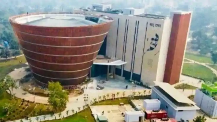 Bihar News : अब सोमवार को भी देख सकेंगे बापू टावर, साप्ताहिक