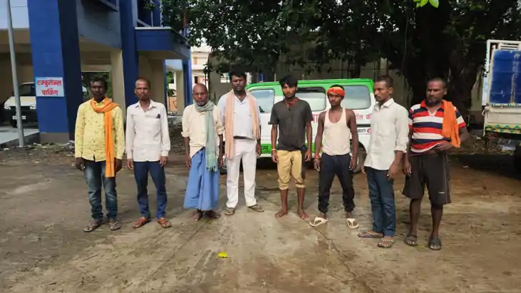 Bihar Crime News : नालंदा में सनकी पति ने कुदाल से गला काटकर