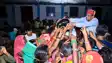Bihar Flood news : सोनपुर में बाढ़ पीड़ितों की मदद के लिए आगे आये भाजपा नेता ओम कुमार सिंह, राहत सामग्री का किया वितरण 