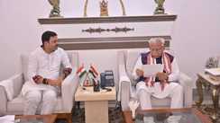 महुआ में पावर ग्रिड उपकेंद्र के निर्माण के लिए केंद्रीय मंत्री से मिले बिहार के पीएचईडी मंत्री संजय सिंह, क्षेत्र के विकास के लिए सौंपा अनुरोध पत्र