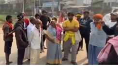 पटना में टाइल्स फिटिंग का काम करने वाले युवक ने पत्नी की प्रताड़ना से तंग आकर की ख़ुदकुशी 