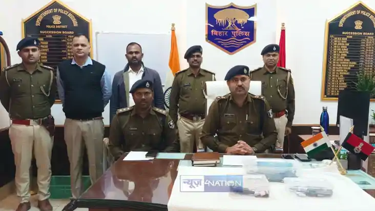 Bihar Crime News : बेगूसराय पुलिस ने 13 कुख्यात अपराधियों को