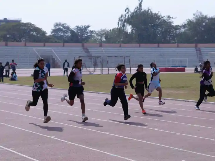 'उमंग-2026' : बैडमिन्टन के महिला वर्ग का फाइनल आज, राजकीय इं