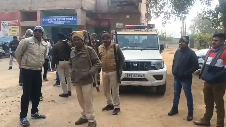 Bihar News : आंगनबाड़ी में बच्चियों को दिखाया अश्लील वीडियो,