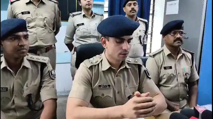 Cyber Crime - SBI योनो की फर्जी वेबसाइट बनाकर देते था लोन दि Cyber Crime - SBI योनो की फर्जी वेबसाइट बनाकर देते था लोन दि