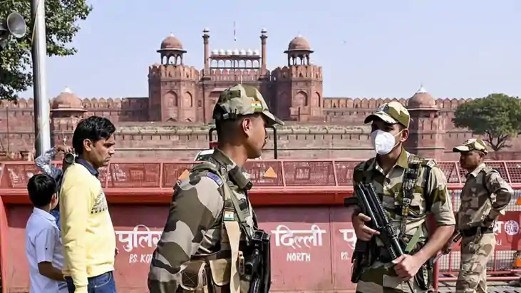 Red Fort after bomb threat