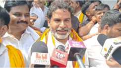 Bihar Politics : बक्सर में प्रशांत किशोर ने किया बड़ा दावा, कहा बिहार में लड़ाई सिर्फ NDA से, तीसरे स्थान पर रहेगा महागठबंधन...