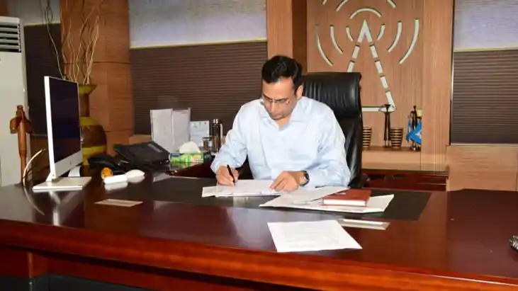 Bihar News : मनोज कुमार सिंह ने ऊर्जा सचिव और बीएसपीएचसीएल क Bihar News : मनोज कुमार सिंह ने ऊर्जा सचिव और बीएसपीएचसीएल क