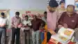 मुंगेर में चार दिवसीय भव्य पुस्तक मेला शुरू, 31 हजार रुपये की '6 किलो वजनी' दुर्गा सप्तशती बनी मुख्य आकर्षण
