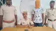 खगड़िया में हथियार तस्कर गिरफ्तार: घर में छिपा रखा था देसी कट्टा और कारतूस, परिजनों को दे रहा था जान से मारने की धमकी