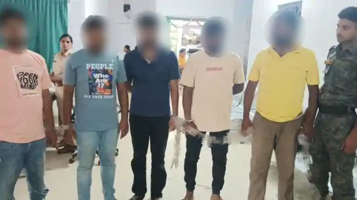 भोजपुर में पुलिस का बड़ा एक्शन: अवैध हथियार के साथ शराब पार्