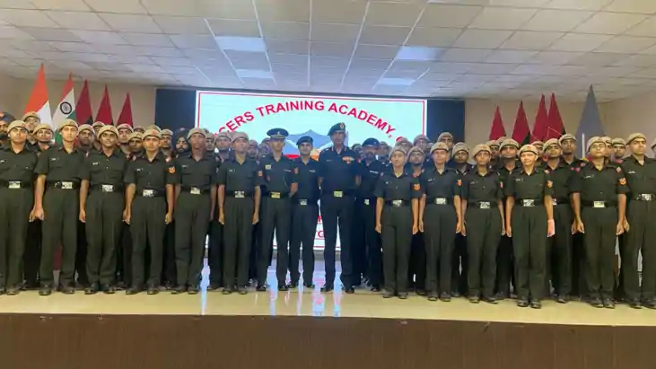 डीजी रिक्रूटिंग लेफ्टिनेंट जनरल आर. एस. सुंदरम का एआरओ गयाजी