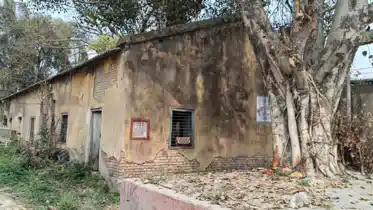 Govt Warehouse Demolished by JCB in Motihari Without NOC