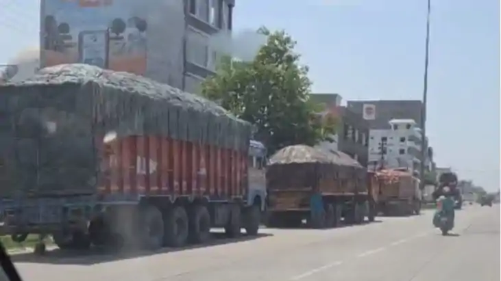 पटना की सड़कों पर मौत बनकर दौड़ रहे ओवरलोडेड वाहन: 'एंट्री म