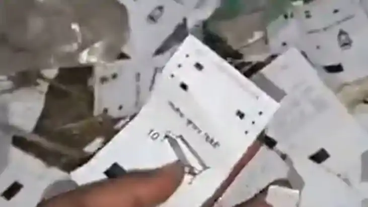 VVPAT slips found in garbage in Siwan 