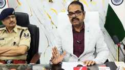 Bihar Election 2025 : बिहार चुनाव के दौरान कैमूर में 179 लोगों को किया गया डिटेन, 48 प्रत्याशियों की ईवीएम में कैद हुई किस्मत 