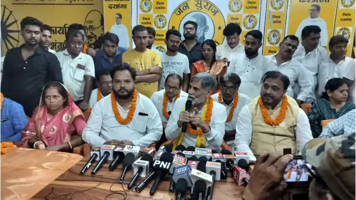 Bihar Politics : जन सुराज से टिकट मिलने के बाद बोले आरके मिश