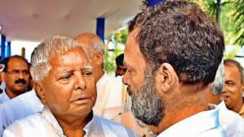Bihar Vidhansabha Chunav 2025: लालू यादव और राहुल गांधी के बीच फोन पर हुई बातचीत, तेजस्वी जल्द जा सकते हैं दिल्ली !
