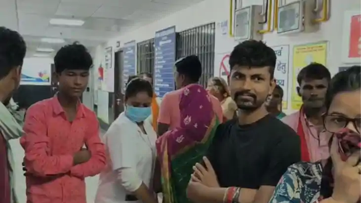 Bihar News: सहरसा सदर अस्पताल में लापरवाही का संगीन मामला, इ Bihar News: सहरसा सदर अस्पताल में लापरवाही का संगीन मामला, इ