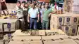 बाढ़ में पुलिस और उत्पाद टीम की बड़ी कार्रवाई: 30 लाख की विदेशी शराब के साथ ट्रक जब्त