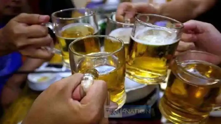 केंद्र सरकार के अधिकारी गिरफ्तार केंद्र सरकार के अधिकारी गिरफ्तार