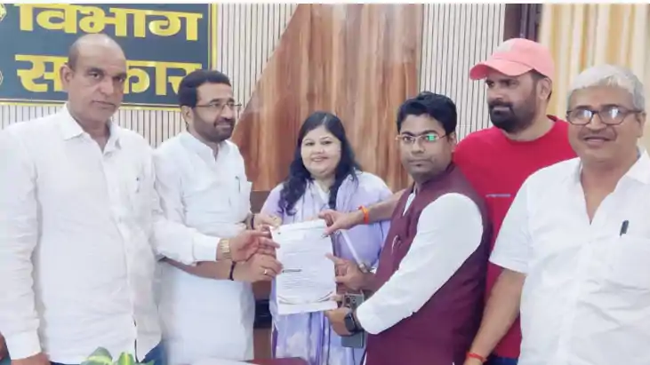 Higher Education Minister Sanjay Singh Tiger Meeting: अभ्यर्