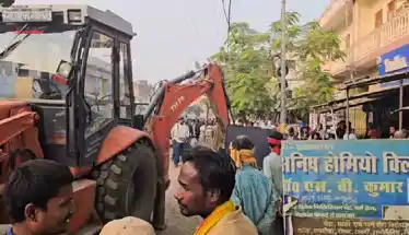 जाम से मुक्ति के लिए सड़कों पर चला प्रशासन का बुलडोजर, अतिक्रमण के खिलाफ बड़ी कार्रवाई