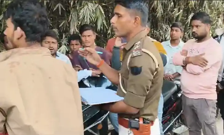 बंधक को छुड़ाने पहुंची पुलिस टीम से बदसलूकी, की मारपीट, एएसपी