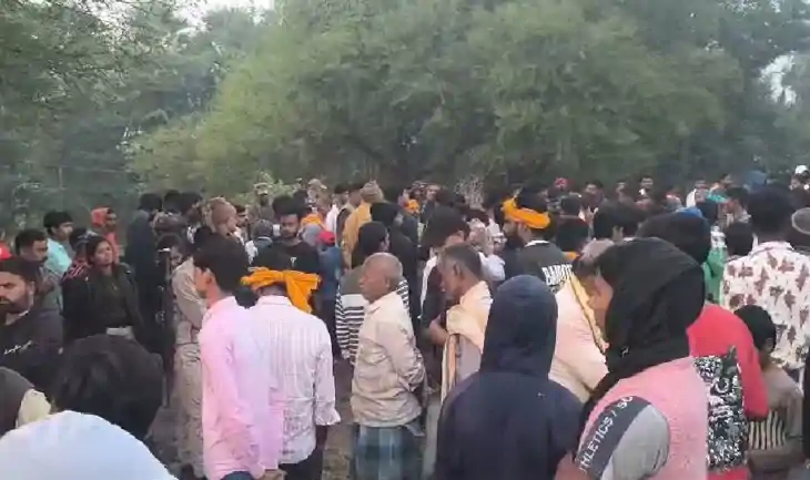 प्रेम प्रसंग में 14 साल के किशोर की निर्मम हत्या, पानी भरे ग