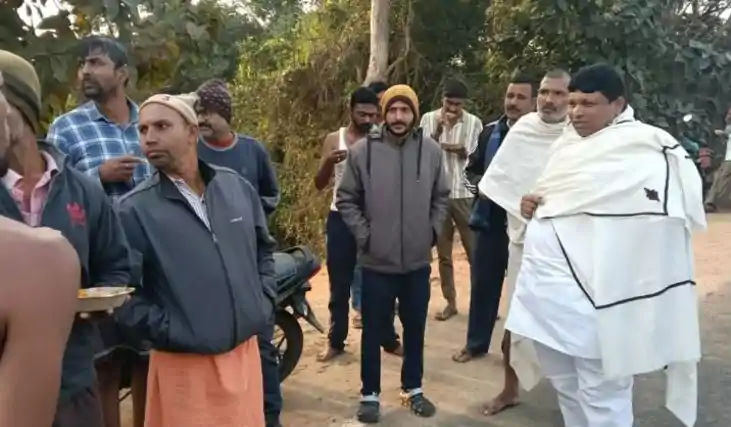 रिश्तों की अनोखी मिसाल: सास की मौत का सदमा बर्दाश्त नहीं कर 