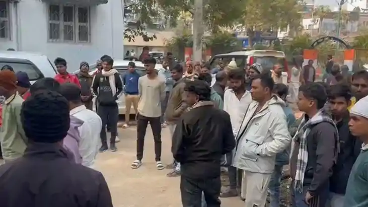 Nawada Speeding Tractor Kills BPS Teacher Another Battles fo