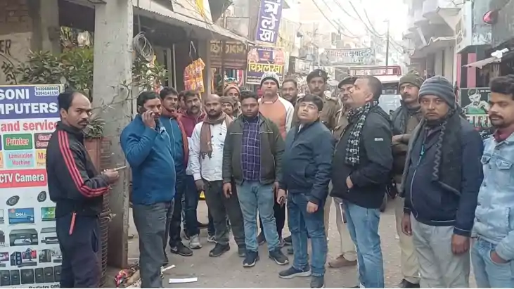 Bihar News : बेतिया में बिजली चोरी पर बड़ी स्ट्राइक, मोबाइल 