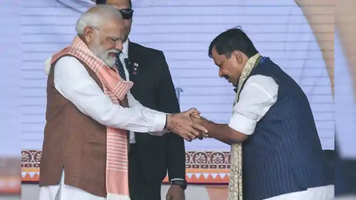 इस्तीफे के बाद भी बिहार सरकार की वेबसाइट पर 'मंत्री' बने हुए