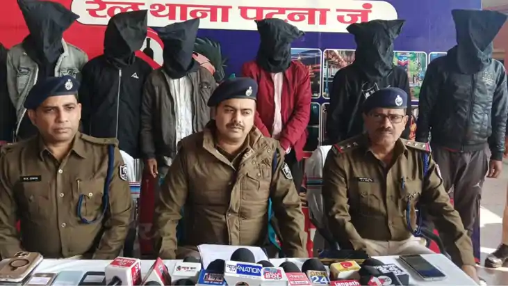 रेल पुुलिस 