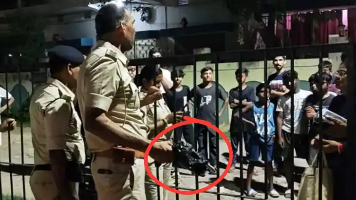 Patna Crime: गोलियों की तड़तड़ाहट से थर्राया पटना,पार्क में बच Patna Crime: गोलियों की तड़तड़ाहट से थर्राया पटना,पार्क में बच