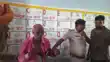 Bihar School news – कक्षा 2 और 4 के छात्राओं से अश्लील हरकत कर रहे थे मास्टरसाब, ग्रामीणों ने रंगे हाथ पकड़ लिया, जमकर हुई पिटाई