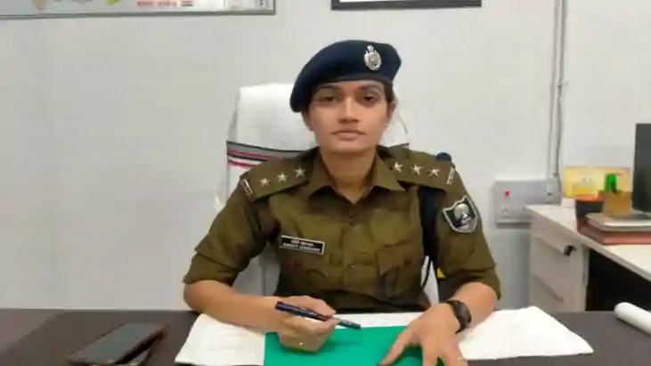 Bihar police - एसपी ने लिया एक्शन, तीन थानेदार और दो एएसआई क Bihar police - एसपी ने लिया एक्शन, तीन थानेदार और दो एएसआई क