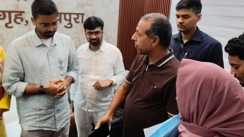 Bihar News : रिश्वत लेकर म्यूटेशन पास ! शेखपुरा के सीओ शंभू कुमार के खिलाफ आरटीआई एक्टिविस्ट ने खोला मोर्चा, मंत्री-सांसद को सौंपा ज्ञापन