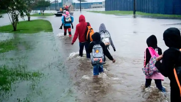 Bihar Schools Told to Finalize Flood Plans Before Monsoon Hi