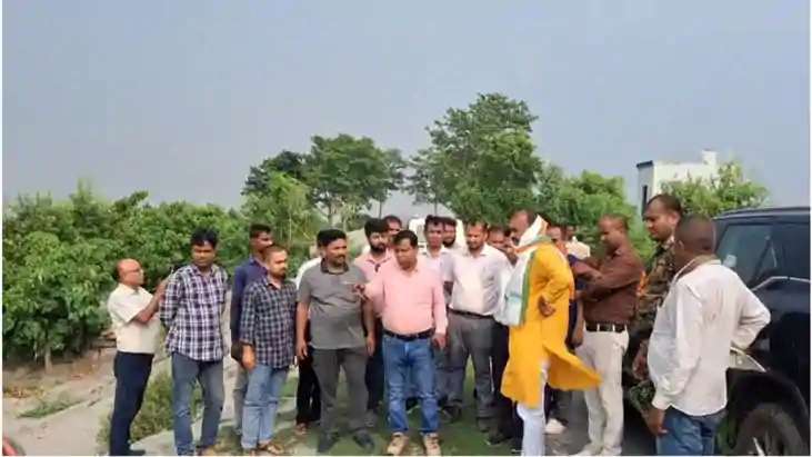 वाल्मीकिनगर विधायक ने किया पीपी तटबंध का निरीक्षण, गंडक नदी 