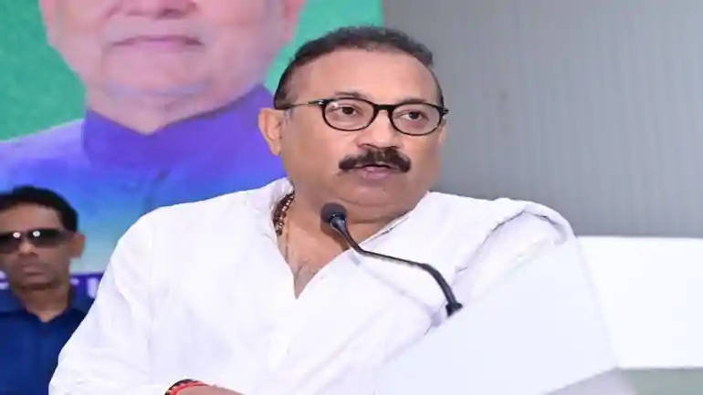  Ashok Chaudhary files case 